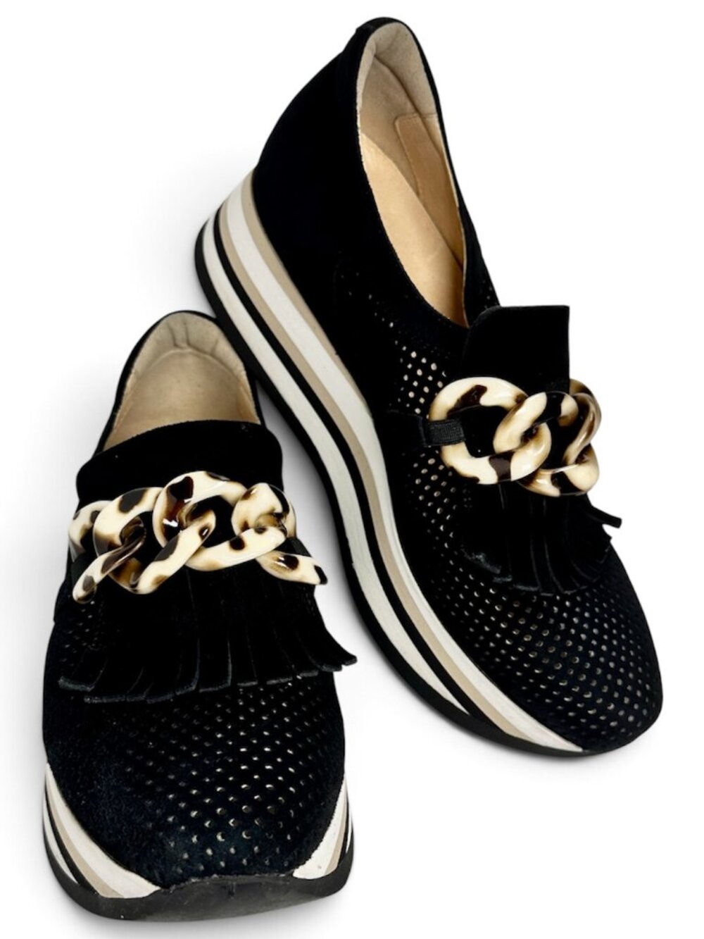 SoftWaves Cadie Black Suede Platform Loafers Tortoise Chain Fringe 37.5 US 7.5